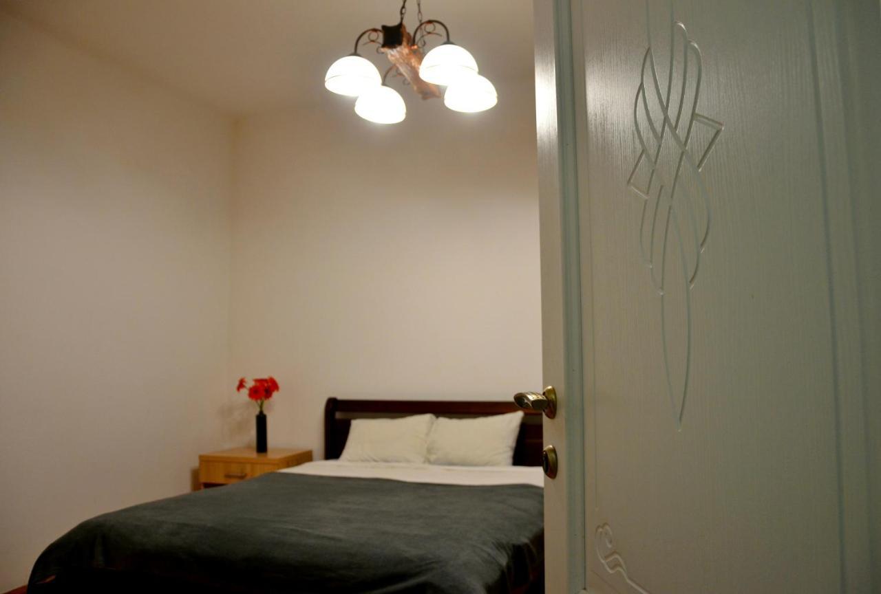 Brand New Apartment In City Center 利沃夫 外观 照片