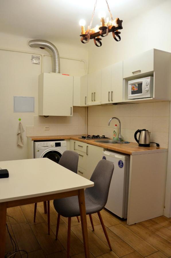 Brand New Apartment In City Center 利沃夫 外观 照片